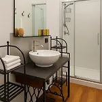 Il Salotto Di In Piazza Vittorio Veneto By House Collection Daire Torino