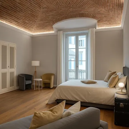 Il Salotto Di In Piazza Vittorio Veneto By House Collection *